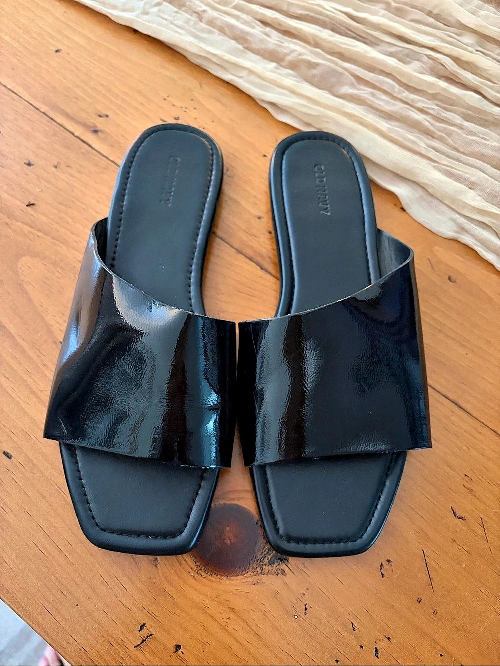 Old Navy Faux-Leather Slide Sandals Black